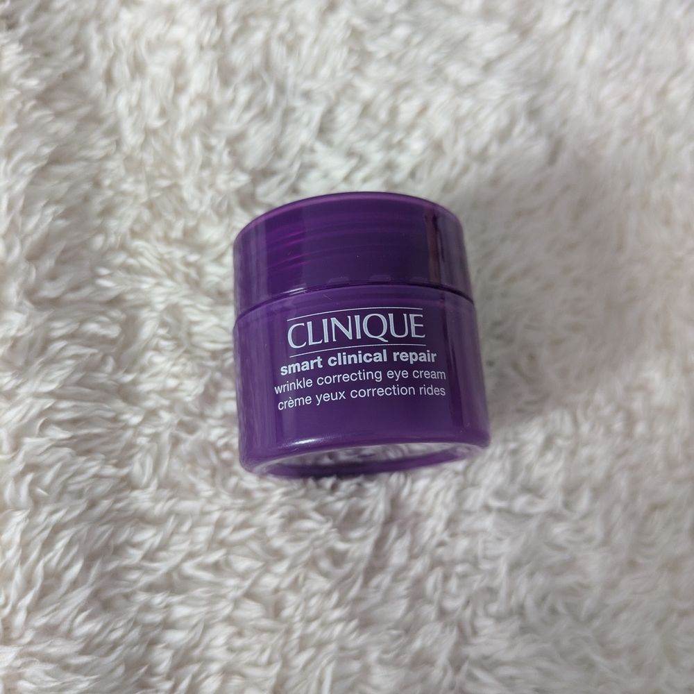 Clinique Smart Clinical Repair Wrinkle Correcting Eye Cream